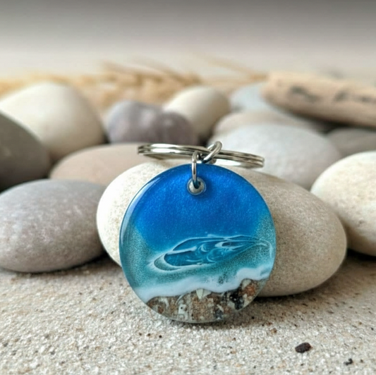 Beach-Themed Keychain – Resin Filled with Real Beach Sand